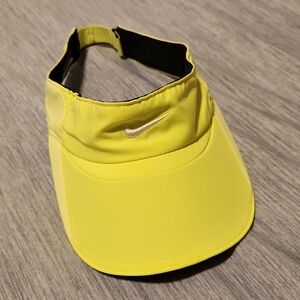 Nike Visor Bright Green